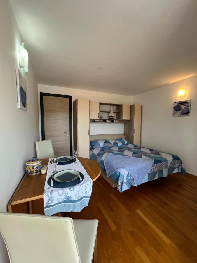 Apartman Center Omiš Eksteriør bilde