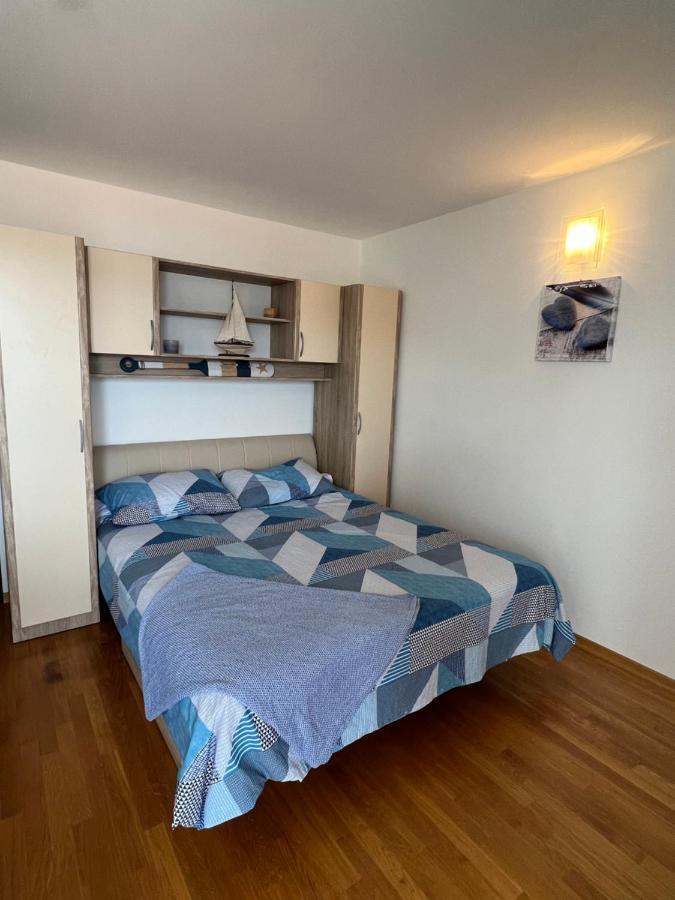 Apartman Center Omiš Eksteriør bilde